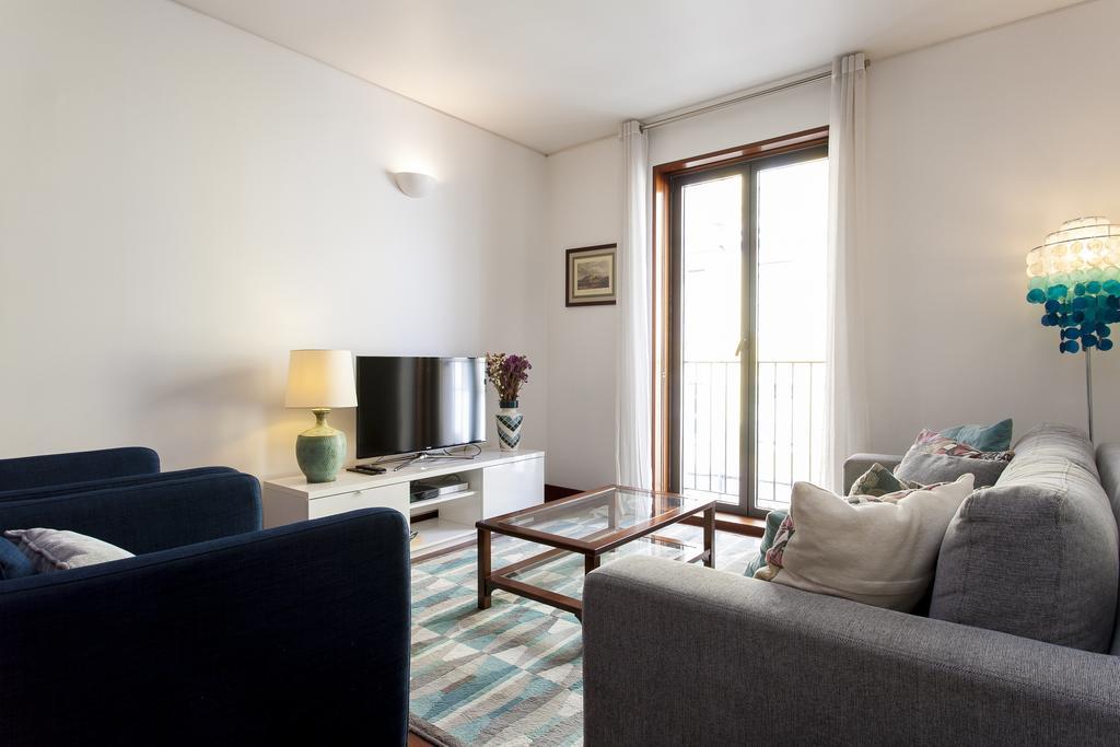 Charming 2-Bedroom Apartment In The City Centre Lisboa Екстериор снимка