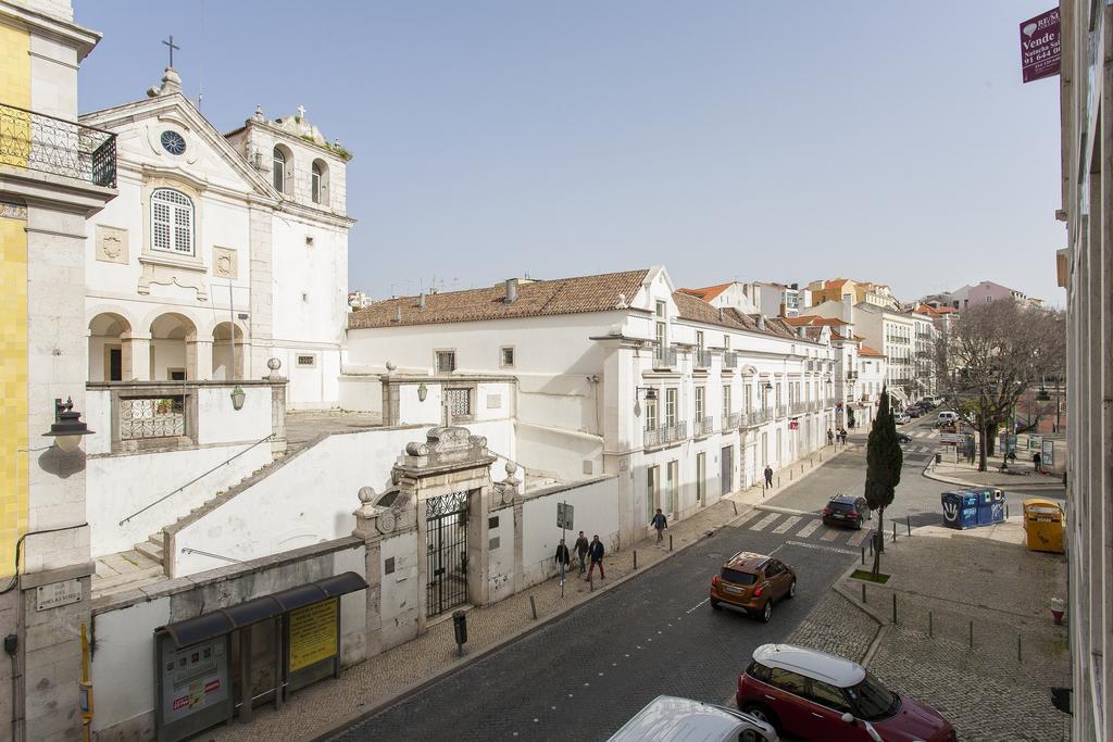 Charming 2-Bedroom Apartment In The City Centre Lisboa Екстериор снимка