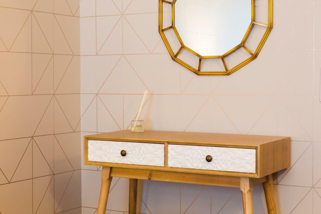 Charming 2-Bedroom Apartment In The City Centre Lisboa Екстериор снимка